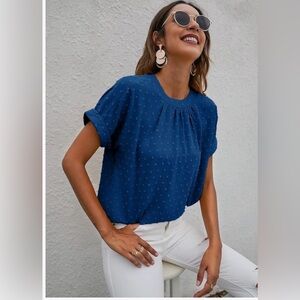 Women’s Blue Short Sleeve Blouse With Polka Dot Pattern Never Worn